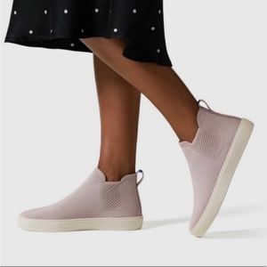 ROTHYS Chelsea Boot High Top Sneaker in Lilac Gray, Size 7